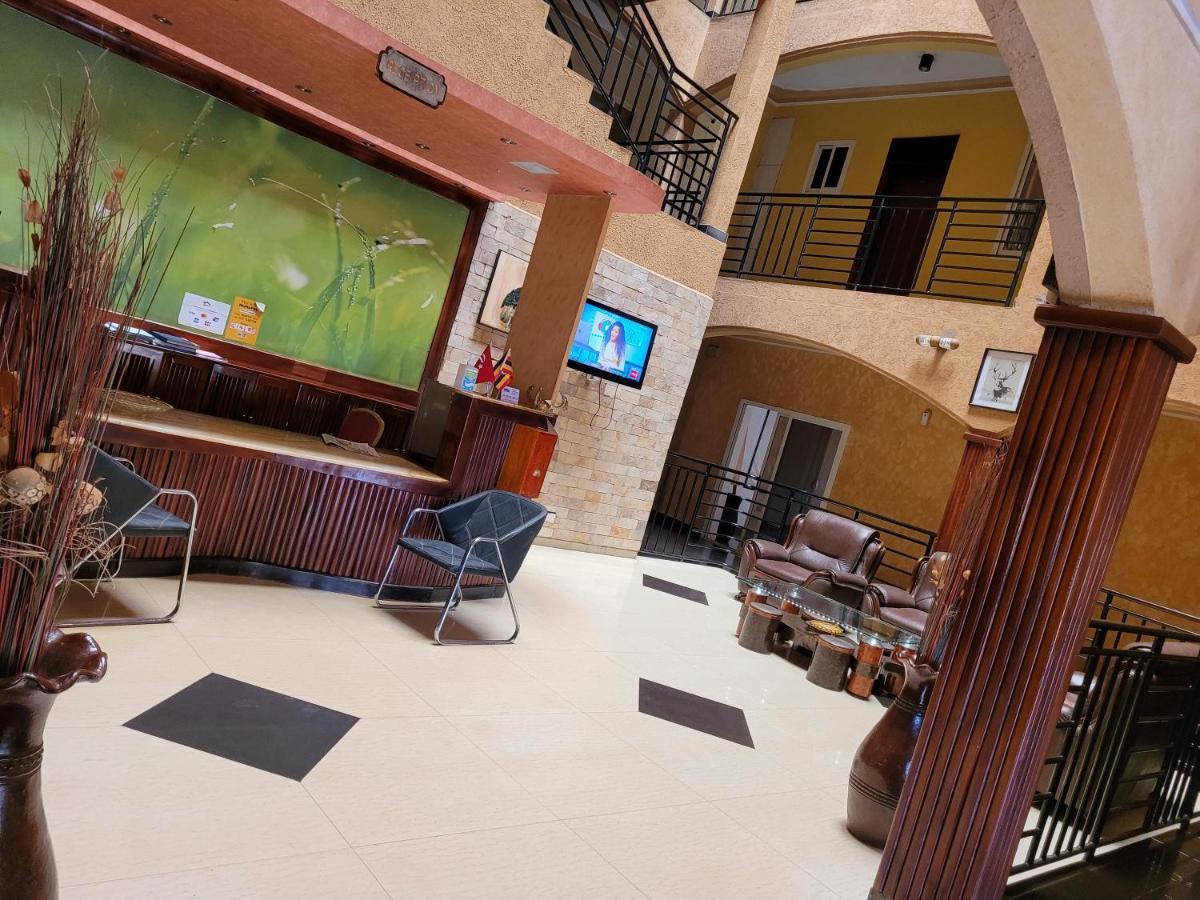 Glory Summit Hotel Hoima Exterior foto